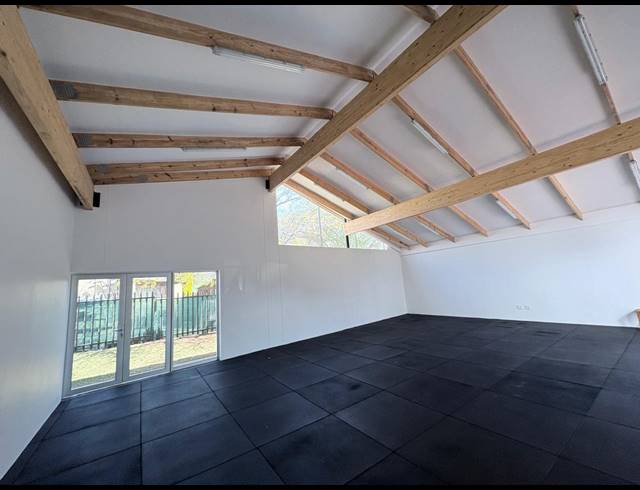 129M² OFFICE TO LET IN KYALAMI